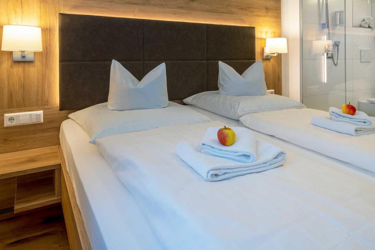 Gasthof - Hotel Zum Ochsen Gmbh Berghulen Exteriör bild