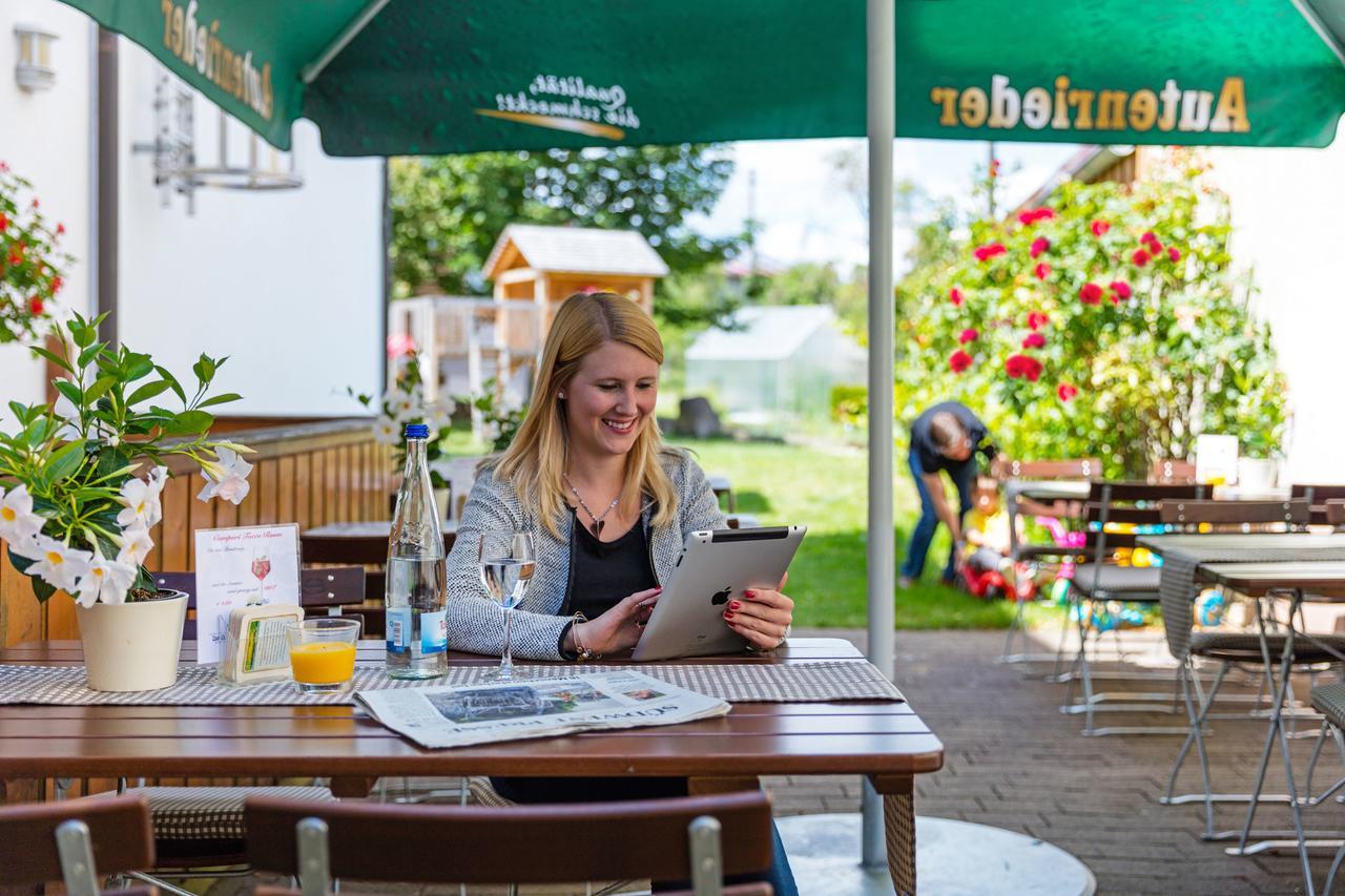 Gasthof - Hotel Zum Ochsen Gmbh Berghulen Exteriör bild