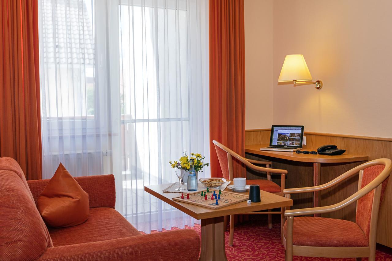 Gasthof - Hotel Zum Ochsen Gmbh Berghulen Exteriör bild