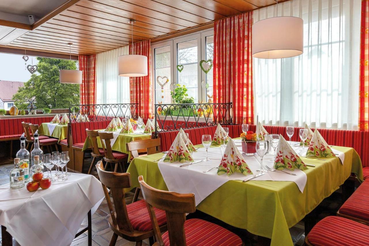 Gasthof - Hotel Zum Ochsen Gmbh Berghulen Exteriör bild