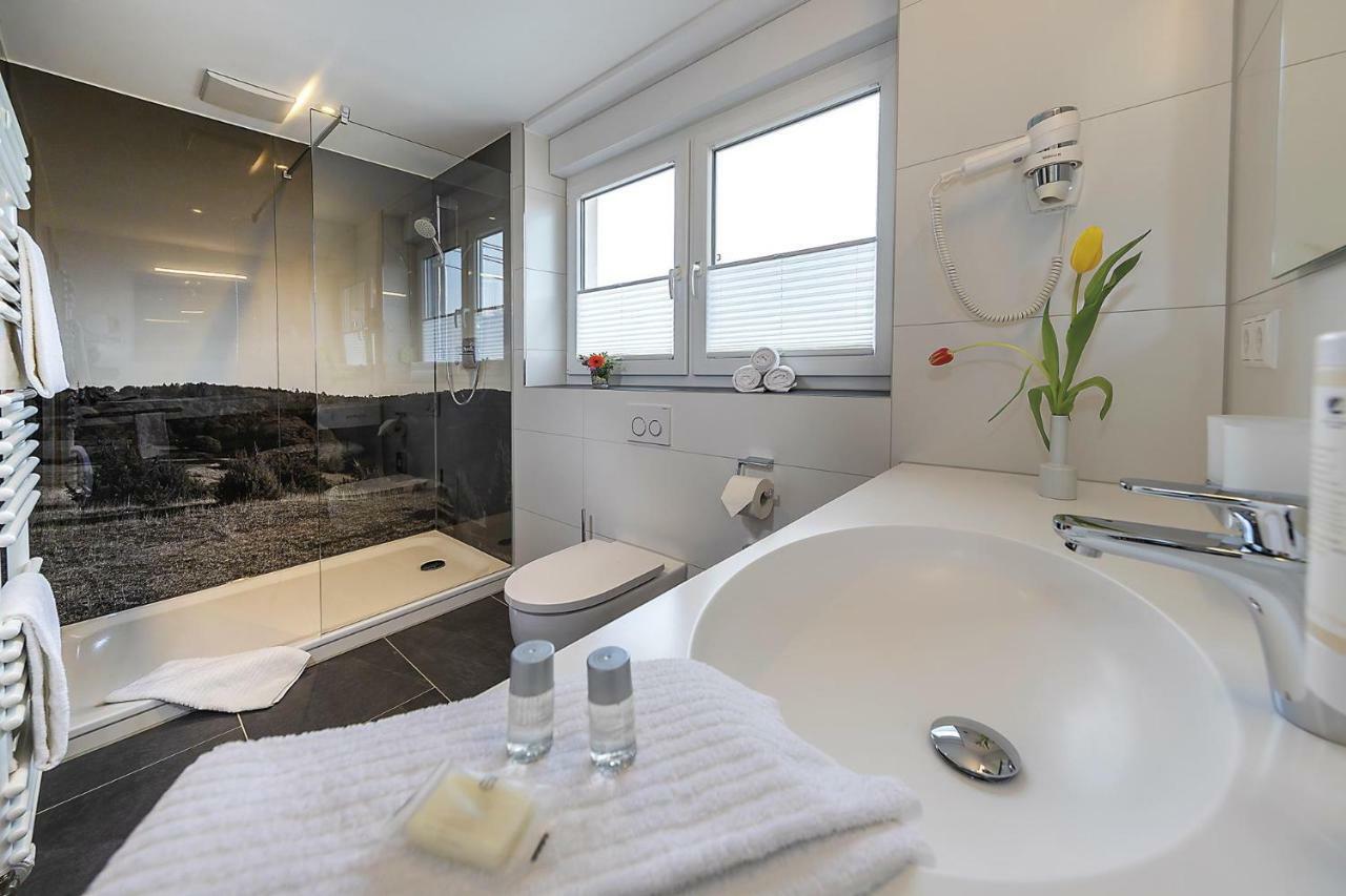 Gasthof - Hotel Zum Ochsen Gmbh Berghulen Exteriör bild